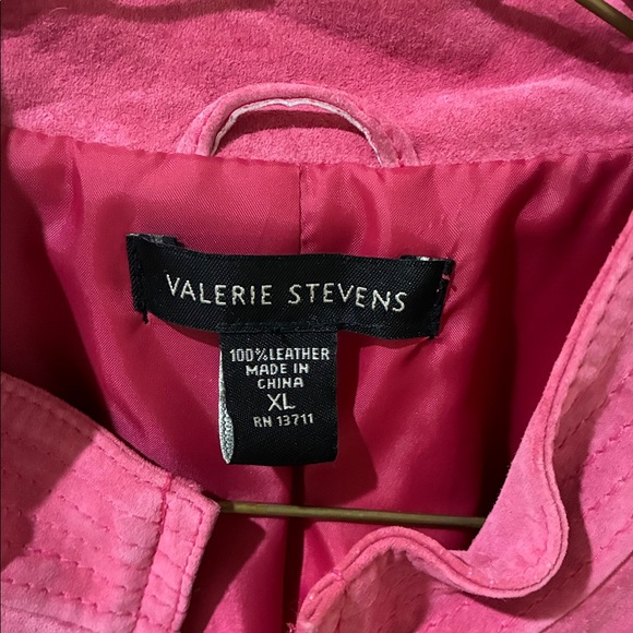 Pink suede jacket - Picture 2 of 3